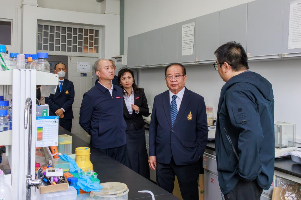 EOS_5587-已增强-降噪.jpg
