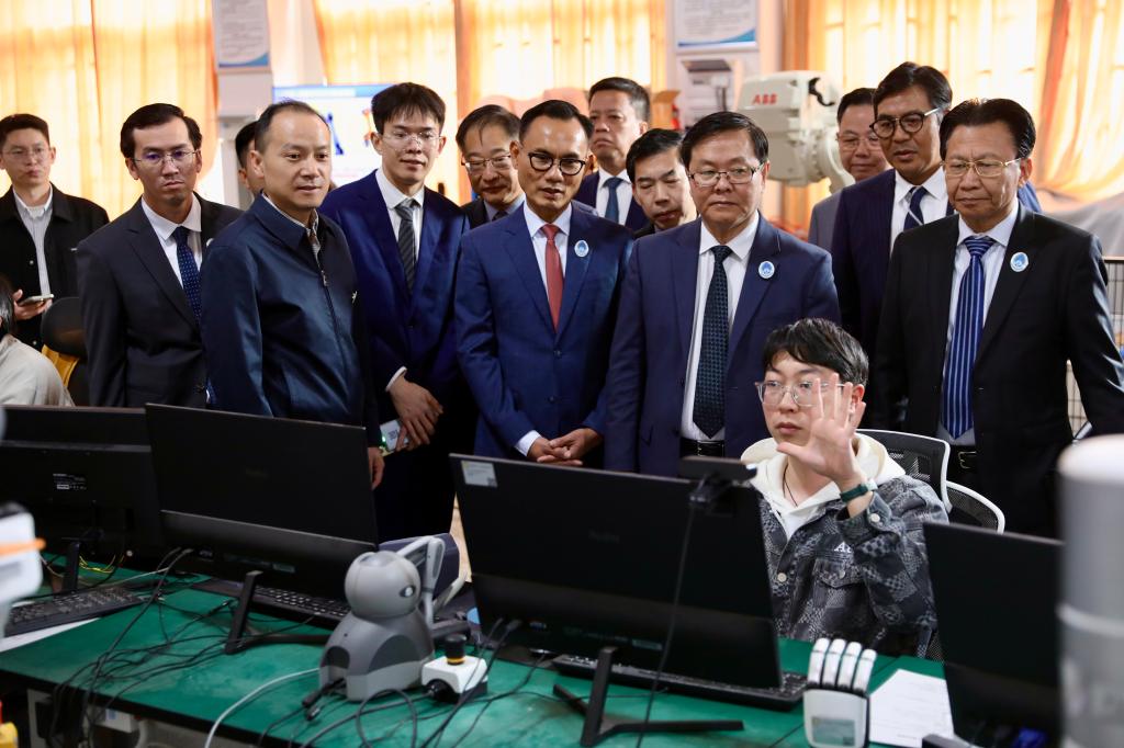 webwxgetmsgimg (8).jpg