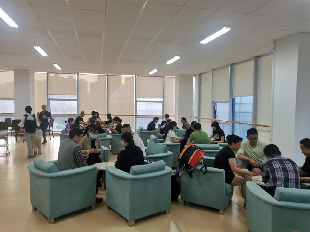 校工会举行2022年教职员工棋牌比赛活动