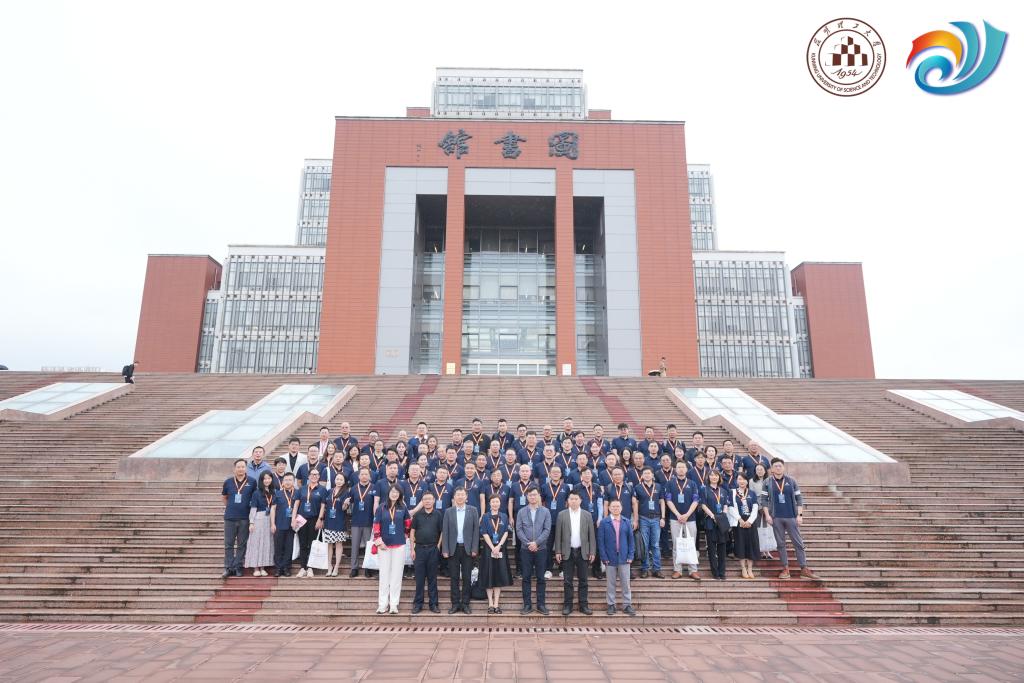 3-专家合照.JPG