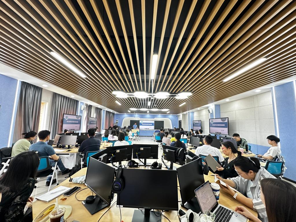 昆明理工大学咨政报告质量提升工作坊(第四期).jpg
