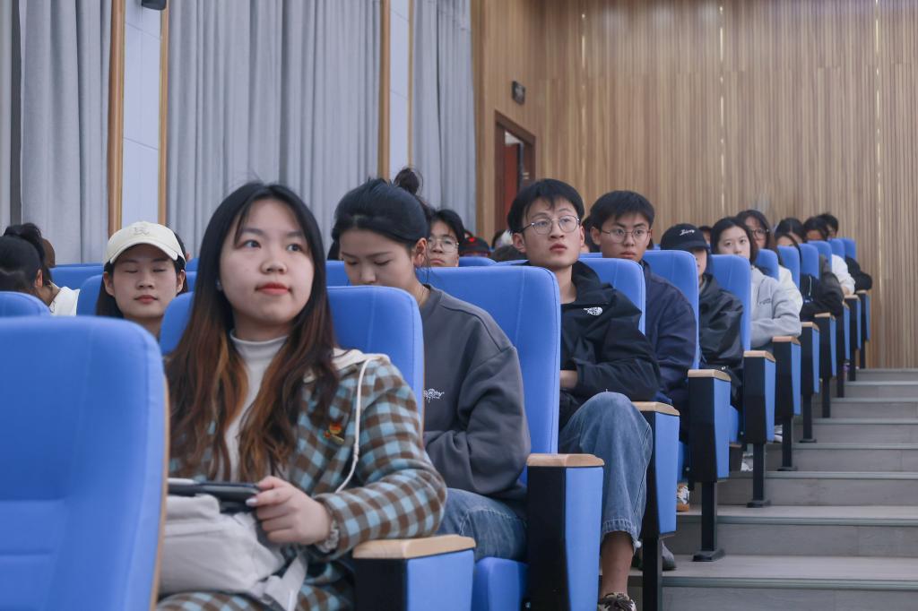 图3.jpg